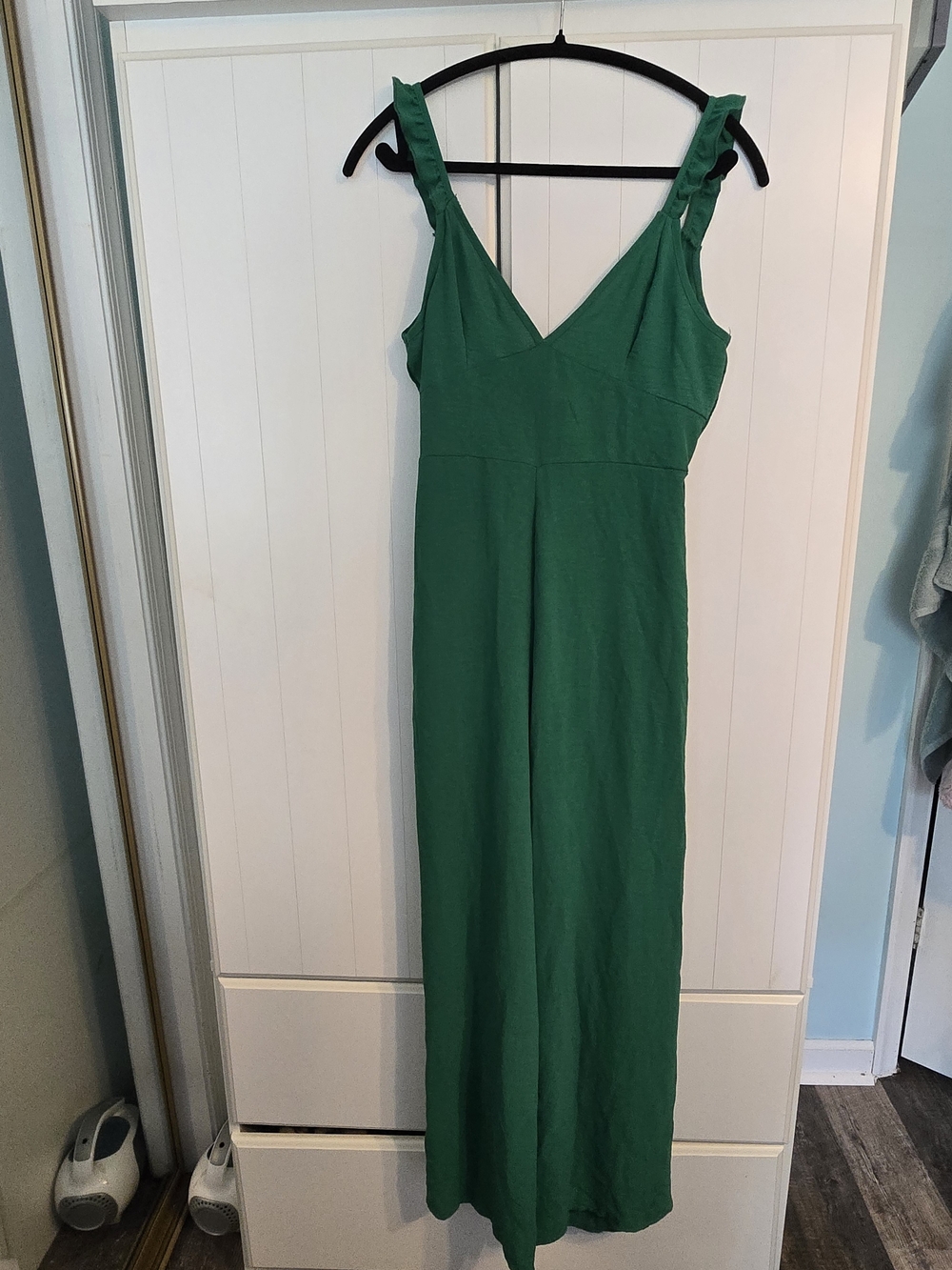 Rolla Coster Emerald Green V-Neck Jumpsuit with Ruffle Straps Size L
